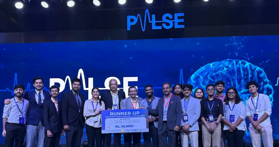 All the Innovation Teams from GGMC JJH with Commissioner DMER, Dean: GGMC JJH, and HoD General Surgery at the valedictory ceremony of PULSE 2026