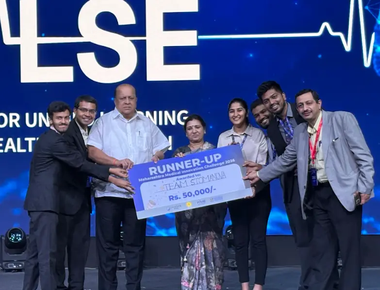 Team StomaNova being felicitated as runner-up prize winner for Medical Innovation Challenge 2026